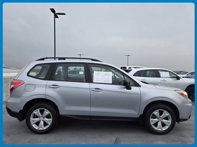 2016 Subaru Forester 2.5i