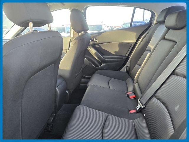 2016 Mazda Mazda3 i Sport