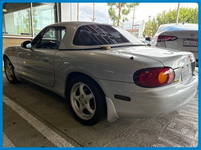 1999 Mazda Mazda Miata Base