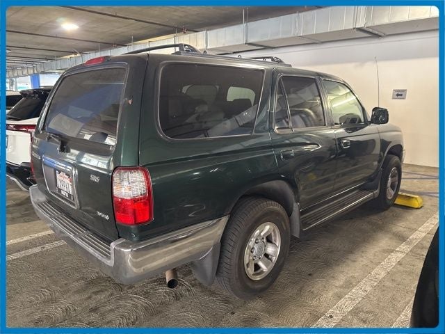 2002 Toyota 4Runner SR5