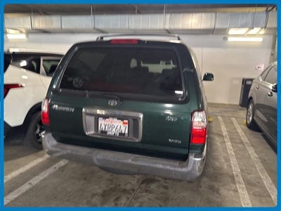 2002 Toyota 4Runner SR5