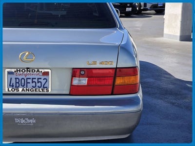 1998 Lexus LS 400