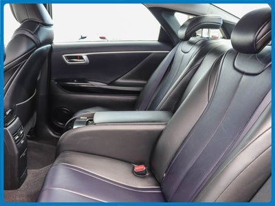 2017 Toyota Mirai Base