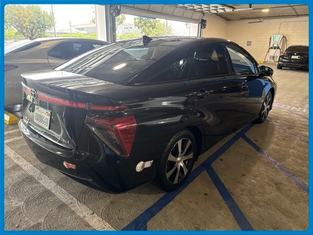2017 Toyota Mirai Base