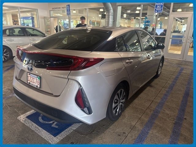 2021 Toyota Prius Prime LE