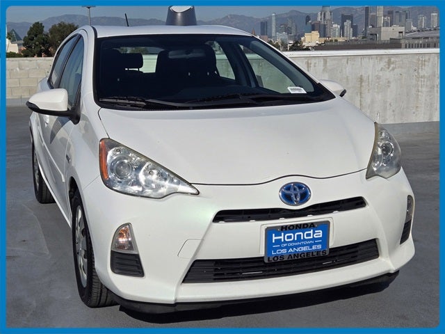 2013 Toyota Prius c Two