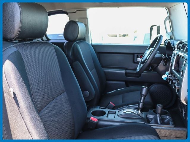 2010 Toyota FJ Cruiser 4WD 4dr Auto (Natl)