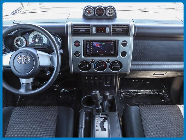 2010 Toyota FJ Cruiser 4WD 4dr Auto (Natl)