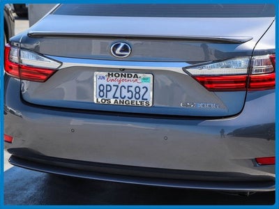 2017 Lexus ES 300h