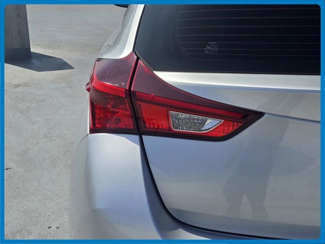 2017 Toyota Corolla iM CVT (Natl)