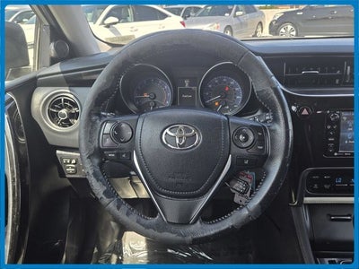 2017 Toyota Corolla iM CVT (Natl)