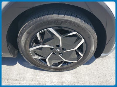 2024 Hyundai IONIQ 5 SEL