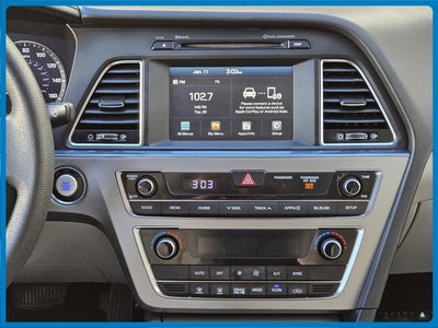 2017 Hyundai SONATA HYBRID SE