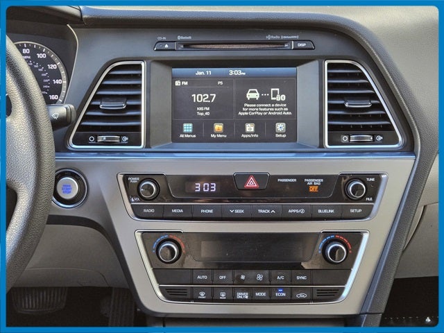 2017 Hyundai SONATA HYBRID SE