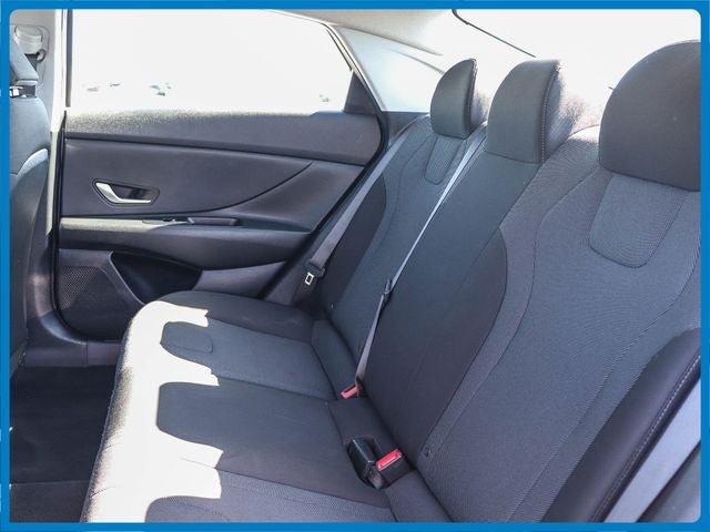 2023 Hyundai ELANTRA SE