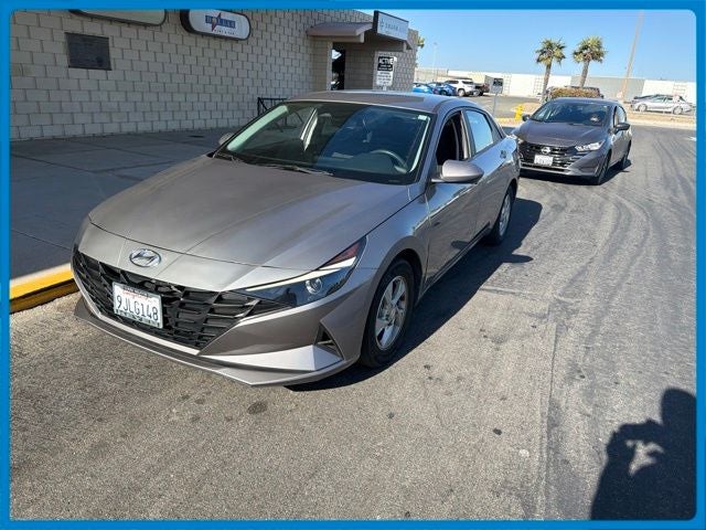 2023 Hyundai ELANTRA SE
