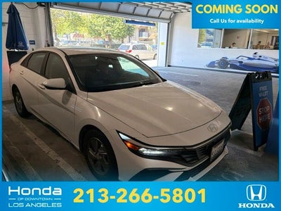 2024 Hyundai ELANTRA SE