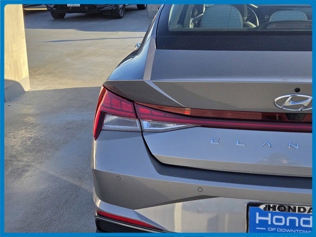 2023 Hyundai ELANTRA HYBRID Limited
