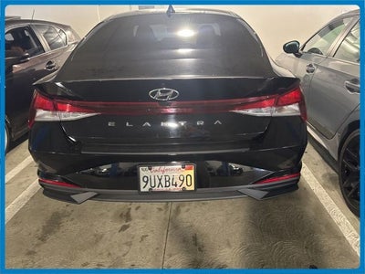2023 Hyundai ELANTRA SEL
