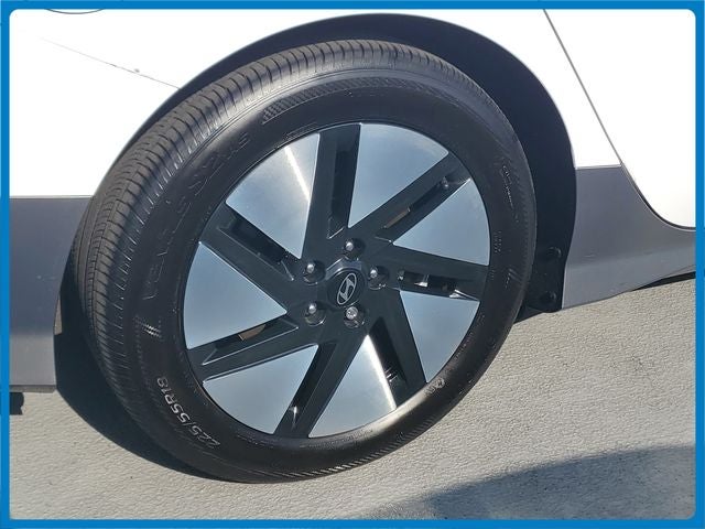 2024 Hyundai IONIQ 6 SE