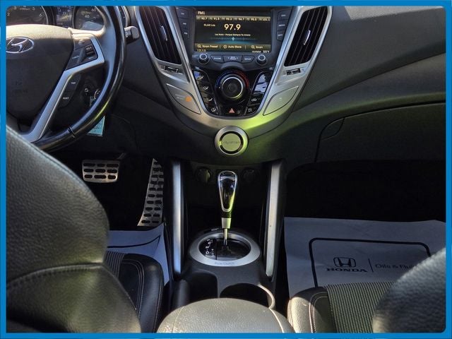 2016 Hyundai VELOSTER Base