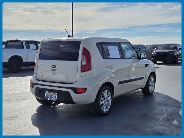 2013 Kia Soul +
