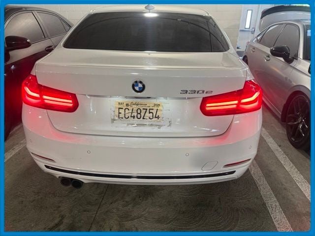2017 BMW 3 Series 330e iPerformance