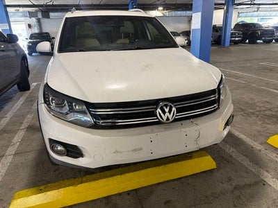 2014 Volkswagen Tiguan R-Line