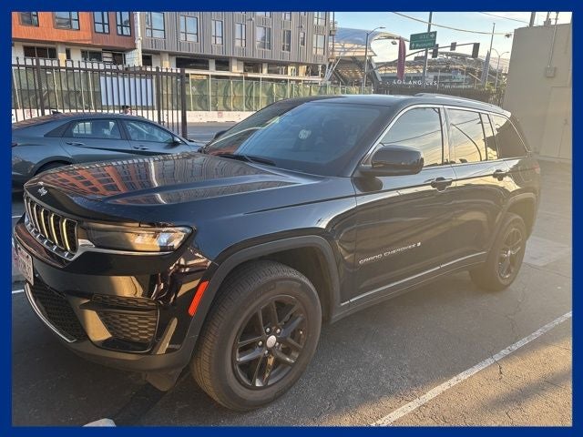 2023 Jeep Grand Cherokee Laredo