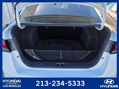 2024 Nissan Versa 1.6 SV