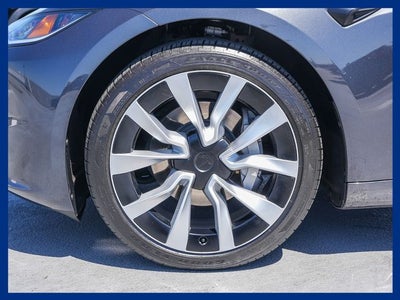2025 Tesla Model 3 Long Range
