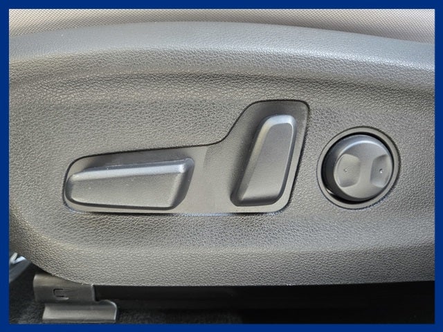 2023 Hyundai KONA ELECTRIC SE