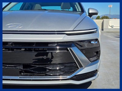 2025 Hyundai SONATA HYBRID Limited