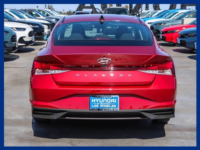 2023 Hyundai ELANTRA SE