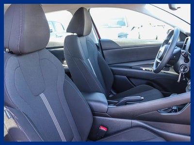 2023 Hyundai ELANTRA SE