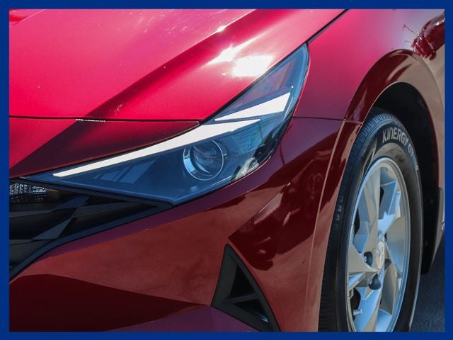 2023 Hyundai ELANTRA SE