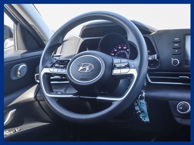 2023 Hyundai ELANTRA SE