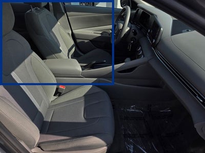 2024 Hyundai ELANTRA SE