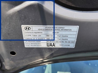 2024 Hyundai ELANTRA SE