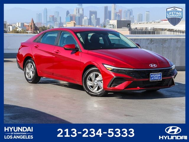 2025 Hyundai ELANTRA SE