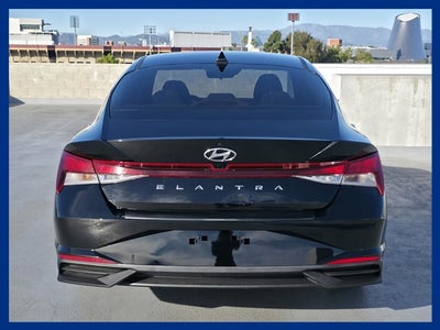 2023 Hyundai ELANTRA SEL