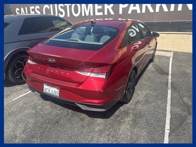 2023 Hyundai ELANTRA SEL
