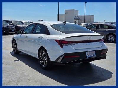 2025 Hyundai ELANTRA SEL Sport