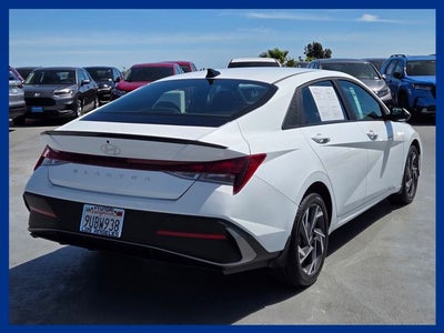 2025 Hyundai ELANTRA SEL Sport