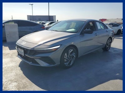 2025 Hyundai ELANTRA SEL Sport