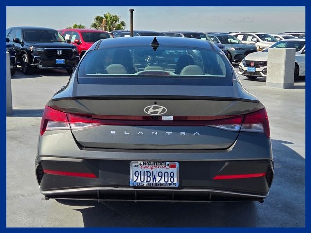 2025 Hyundai ELANTRA SEL Sport