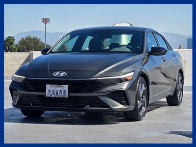 2025 Hyundai ELANTRA SEL Sport