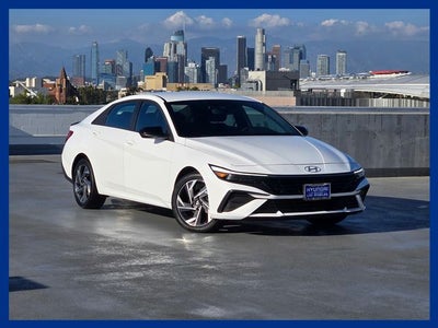 2025 Hyundai ELANTRA SEL Sport