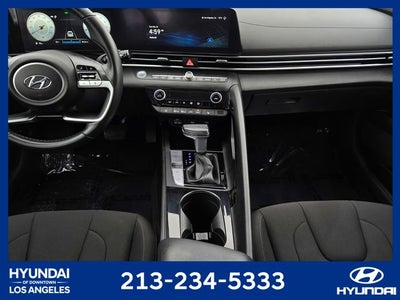 2023 Hyundai ELANTRA SEL