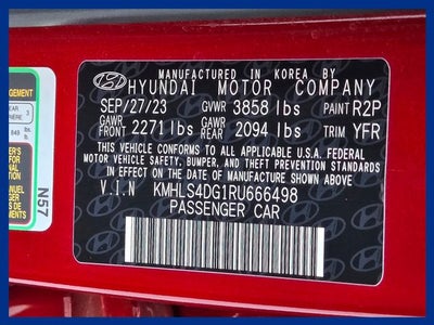 2024 Hyundai ELANTRA SEL